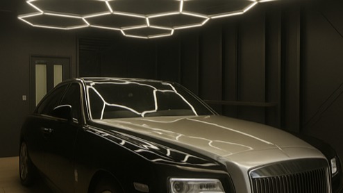 愛車を最高に輝かせる場所が、ここに。
LEDが描く六角の光に包まれる特別なガレージ。
ただいま入居募集中です。
気になったらいいね♡
ご見学・ご入居希望の方は下記までお問合せください!
DAYTONA HOUSE✕LDK YOKOHAMA
株式会社MAKE’S
Tel: 045-401-7777
Mail:info@makes1.com
#車好きな人と繋がりたい #ガレージ付き賃貸 #ハイエンドガレージ #入居募集中